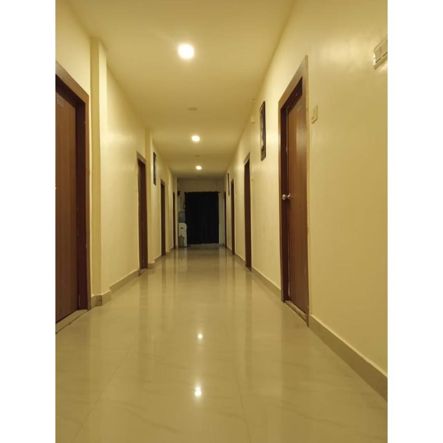 Hotel Meridian Grand Shamshabad Luaran gambar