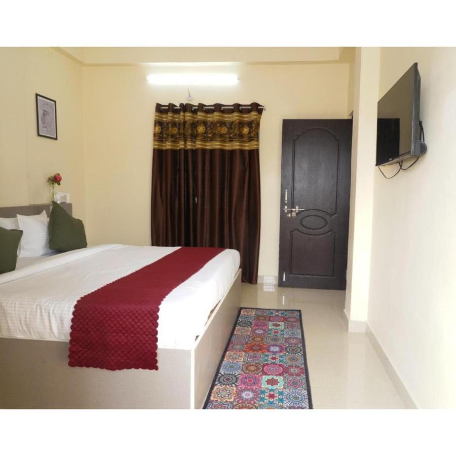 Hotel Meridian Grand Shamshabad Luaran gambar