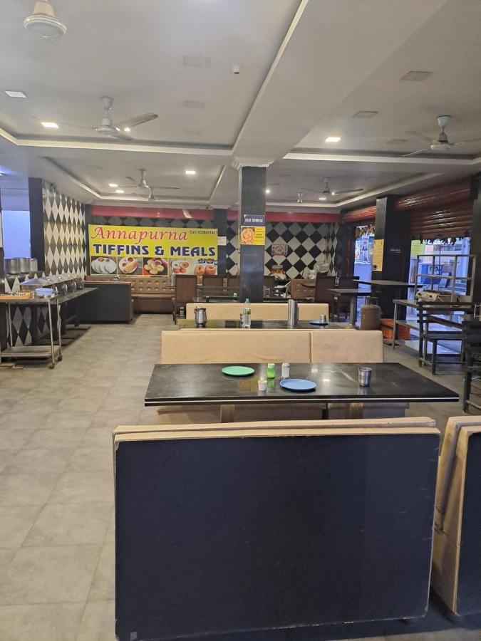 Hotel Meridian Grand Shamshabad Luaran gambar